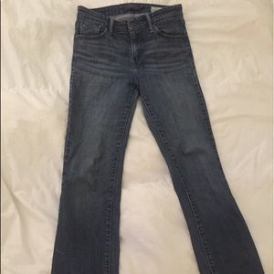 Levi’s | demi curve, classic, straight leg